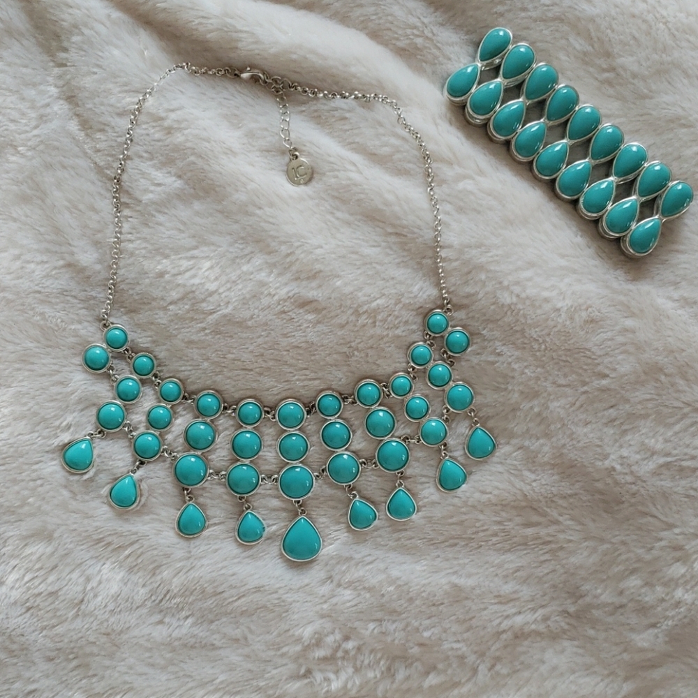 Turquoise Liz Claiborne Necklace Set